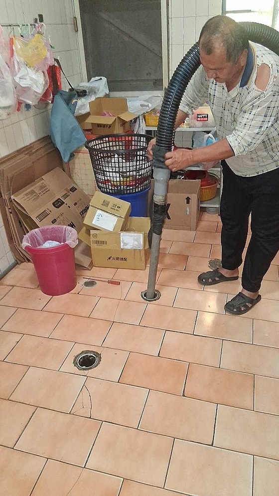 台南清理化糞池抽水肥社區住家厠所馬桶不通 抽水肥 清理化糞池
