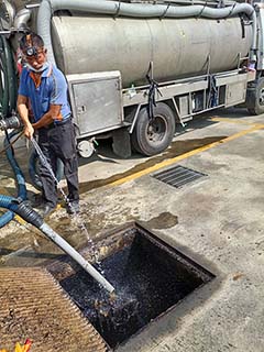 台南清理 陰井污水 化糞池抽水肥